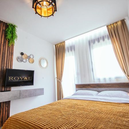 Royal Luxury Apartment فرساك المظهر الخارجي الصورة