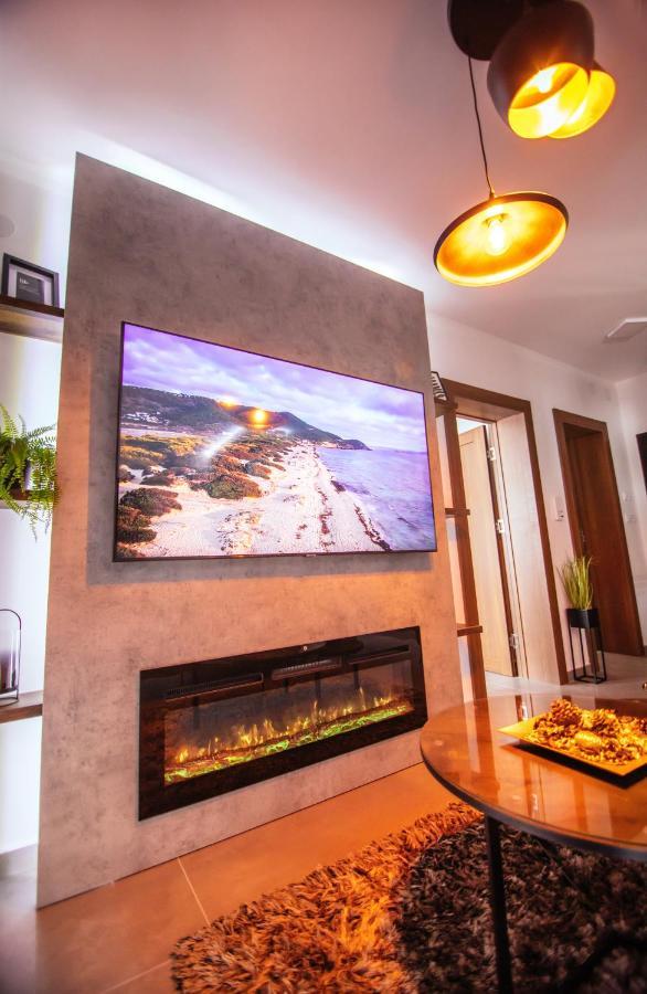 Royal Luxury Apartment فرساك المظهر الخارجي الصورة