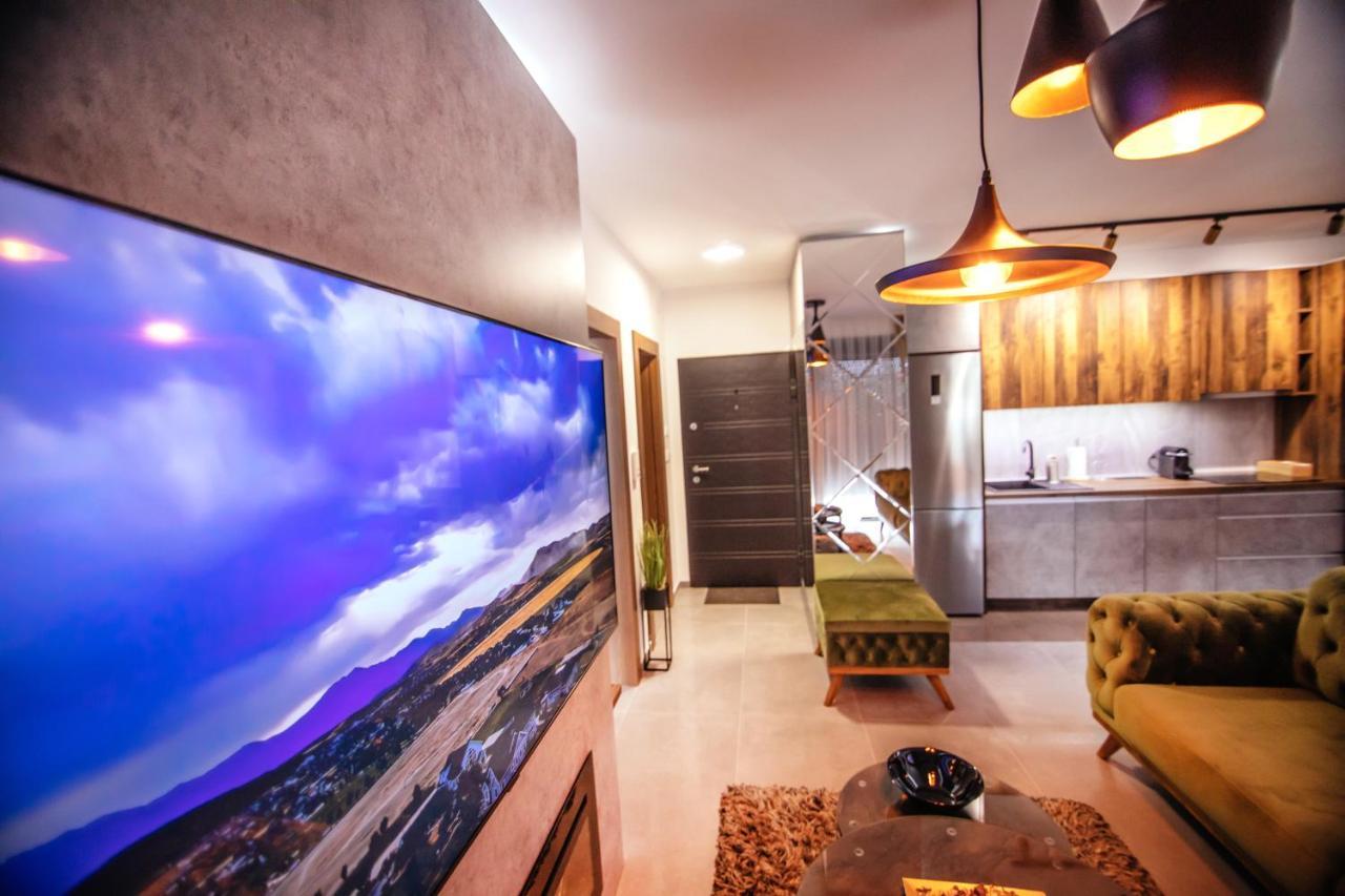 Royal Luxury Apartment فرساك المظهر الخارجي الصورة