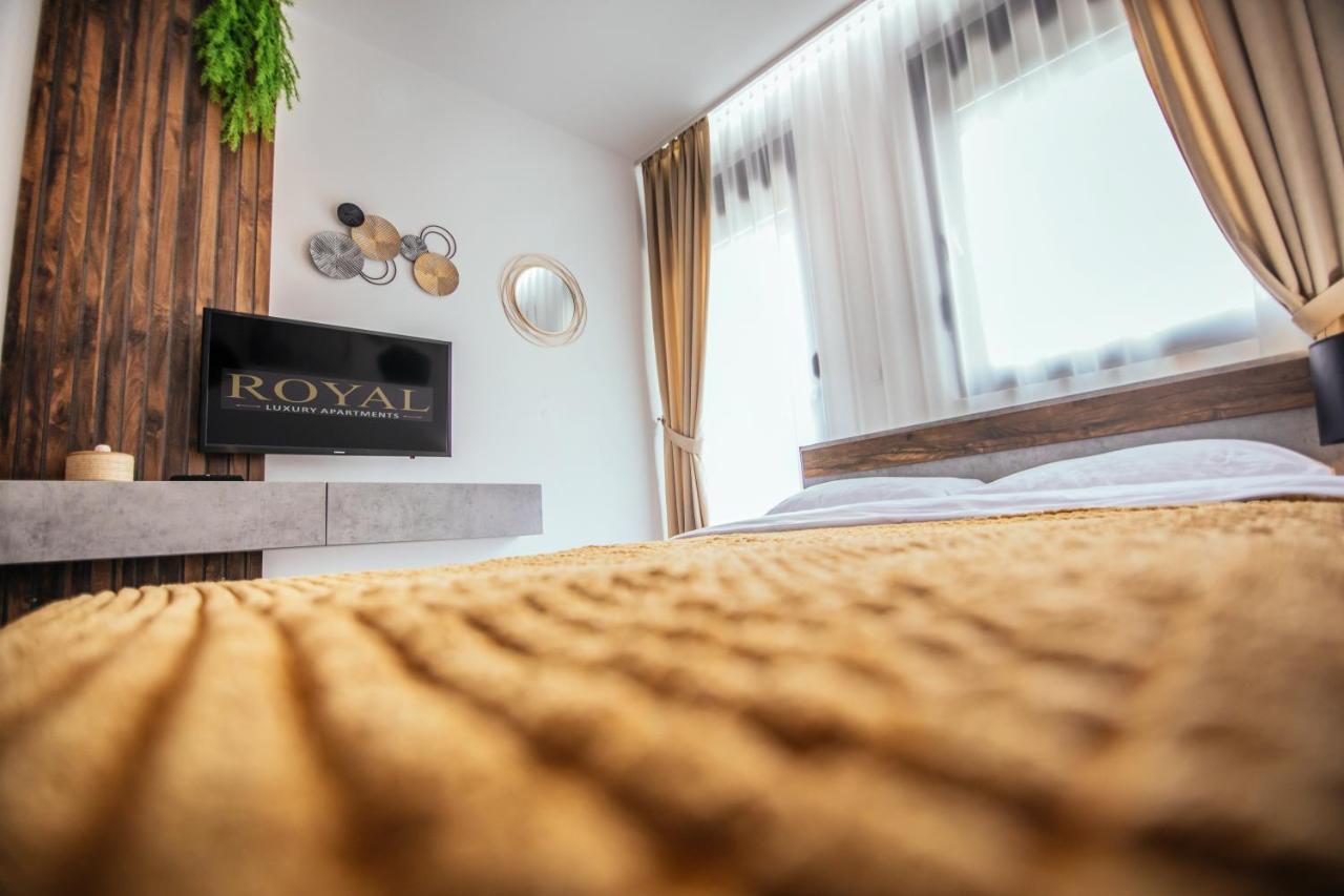 Royal Luxury Apartment فرساك المظهر الخارجي الصورة